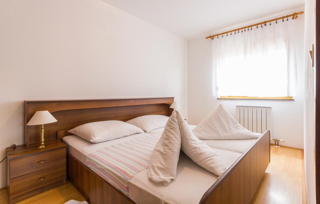 Apartments And Rooms Michaela Fazana Room photo